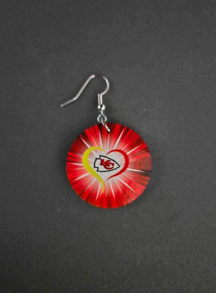 Chiefs Heart Round Earrings