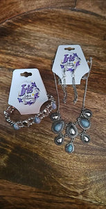 Blue Crackle Stone Teardrop Necklace and Bracelet Set