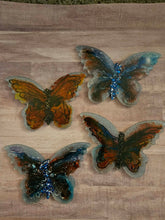 Load image into Gallery viewer, Butterfly Resin Coaster Set
